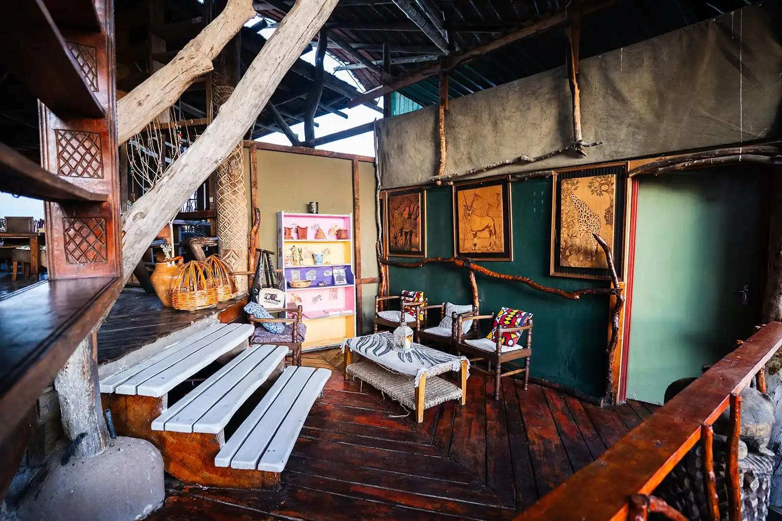 Onjowewe Treehouse gallery 2